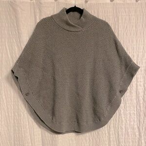 Banana Republic | Grey knit poncho sweater - XS / S